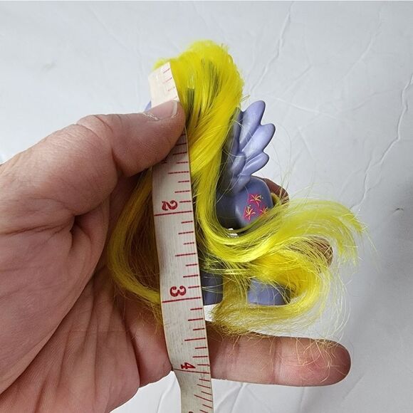 My Little Pony G4 3" Brushable LILY BLOSSOM Purple with Yellow Mane - Picture 4 of 4